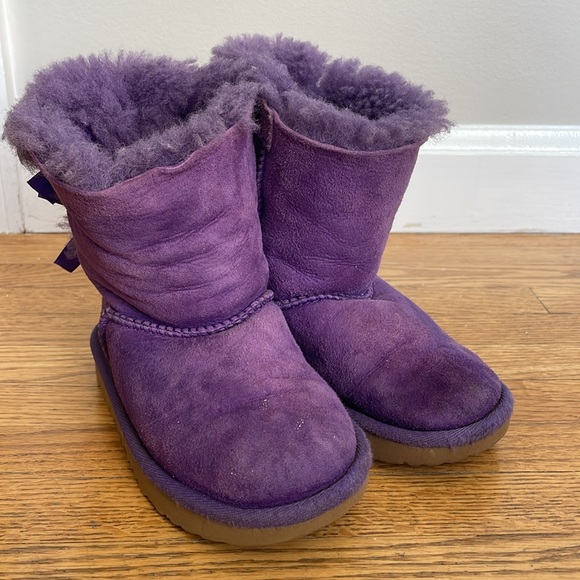 Toddler purple Ugg boots - Picture 2 of 5